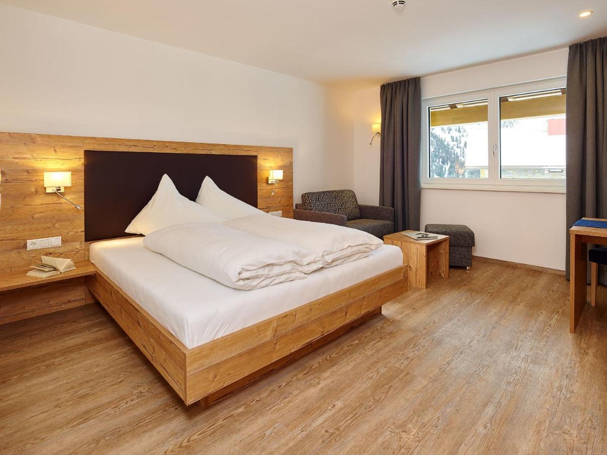 Hotel Garni Kristall Кюхтай Номер фото